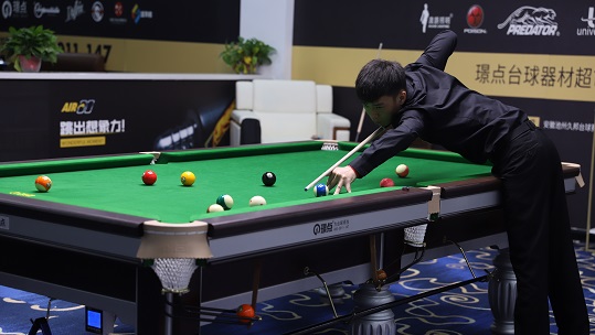 假动作结合 假动作结合